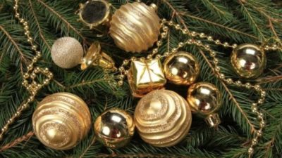 Why People Love Prelit Christmas Trees